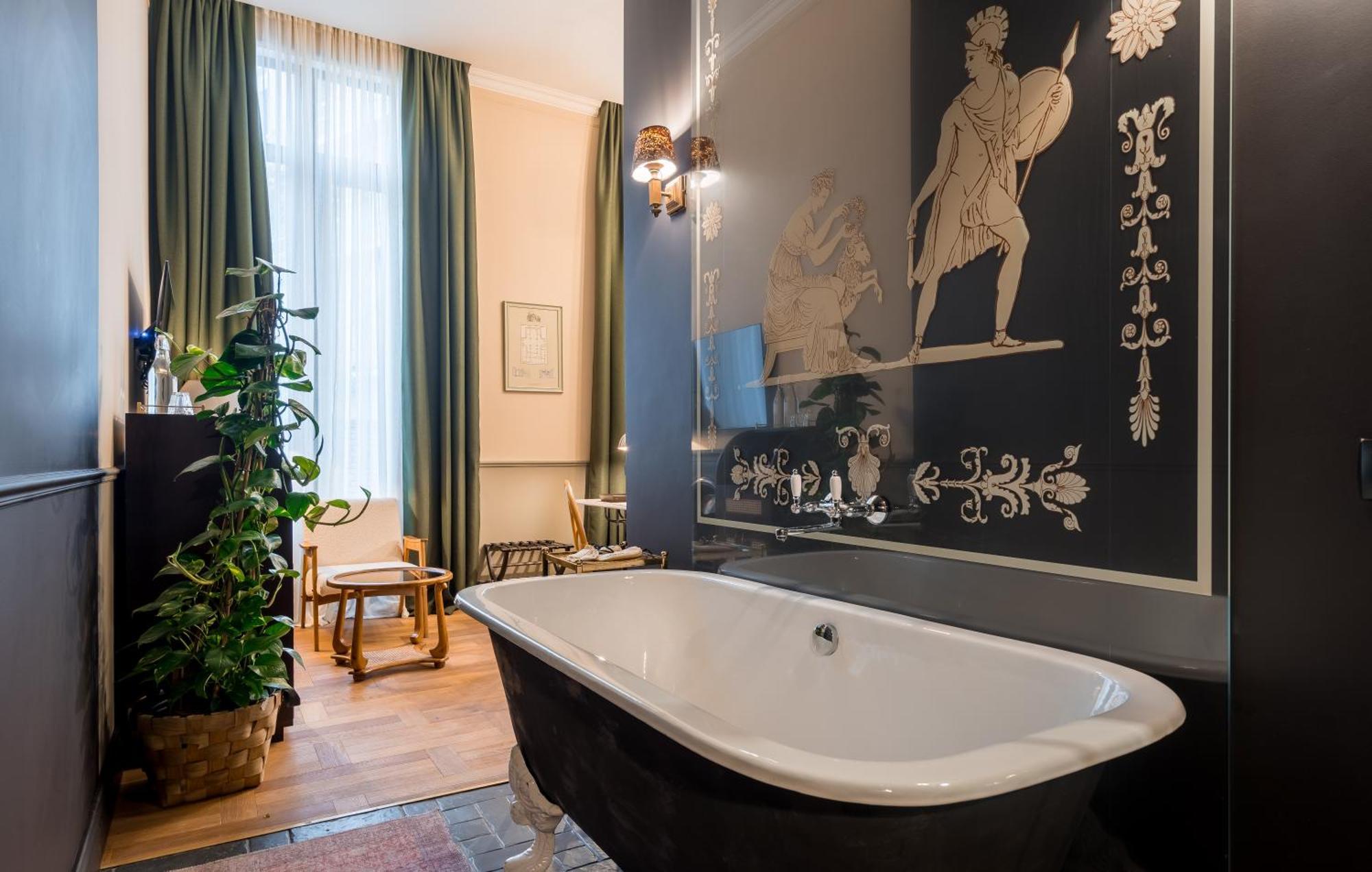 Communal Hotel Кутаиси Экстерьер фото