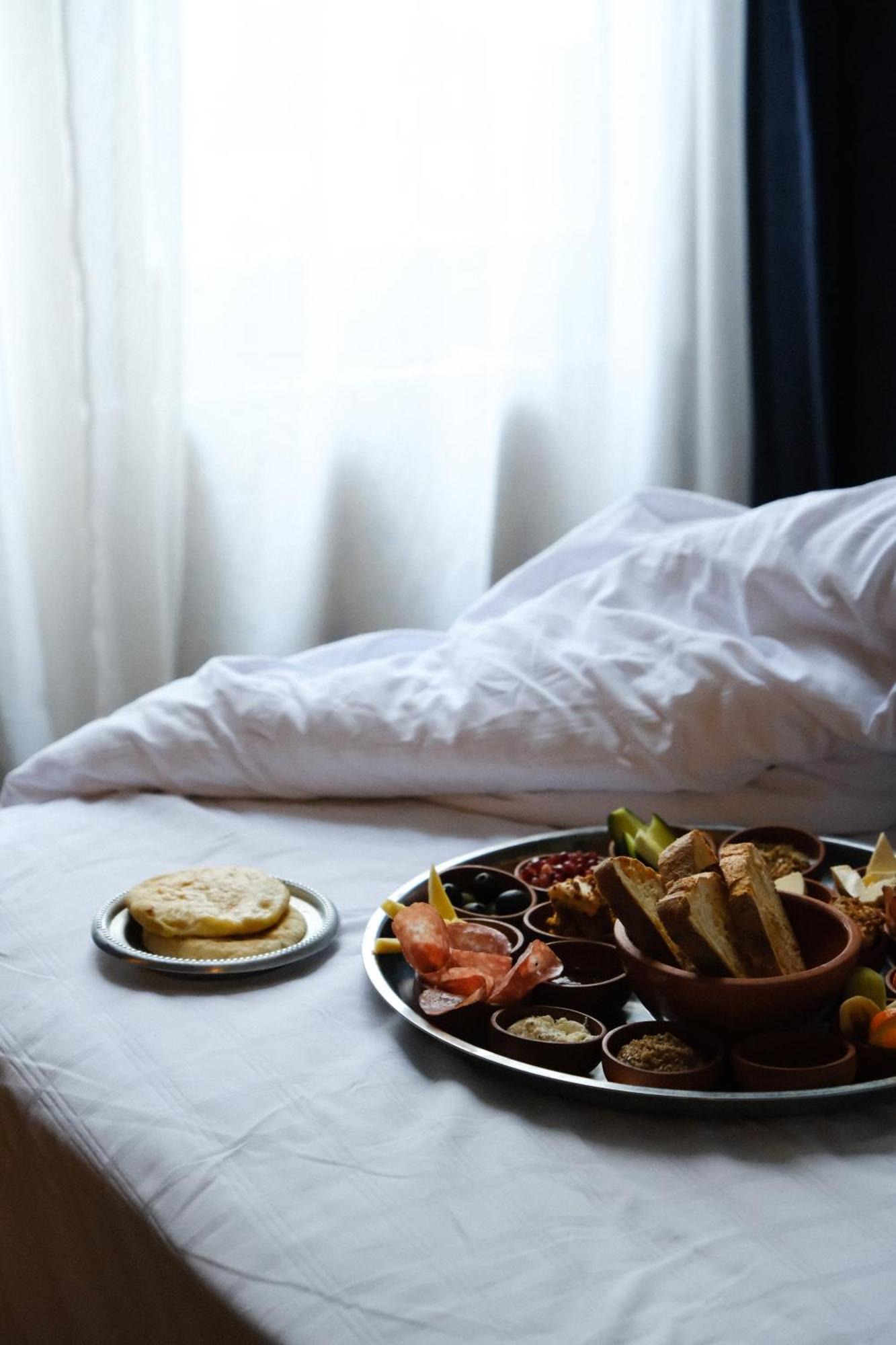 Communal Hotel Кутаиси Экстерьер фото